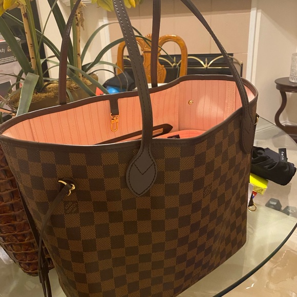 Louis Vuitton Neverfull Damier MM - Picture 1 of 11